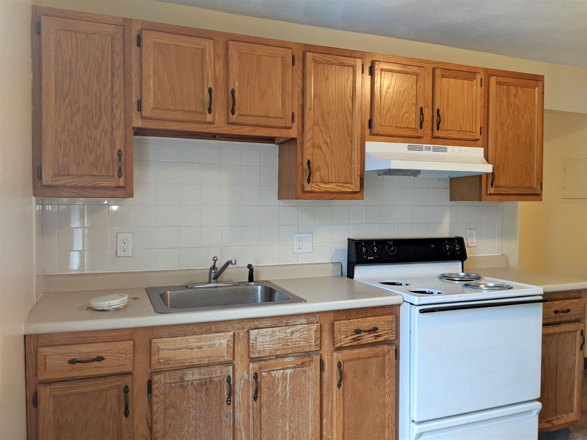 2 bed, 1 bath apartment for rent at 173 Hampshire St Unit 6, Central Square — photo 7 of 17