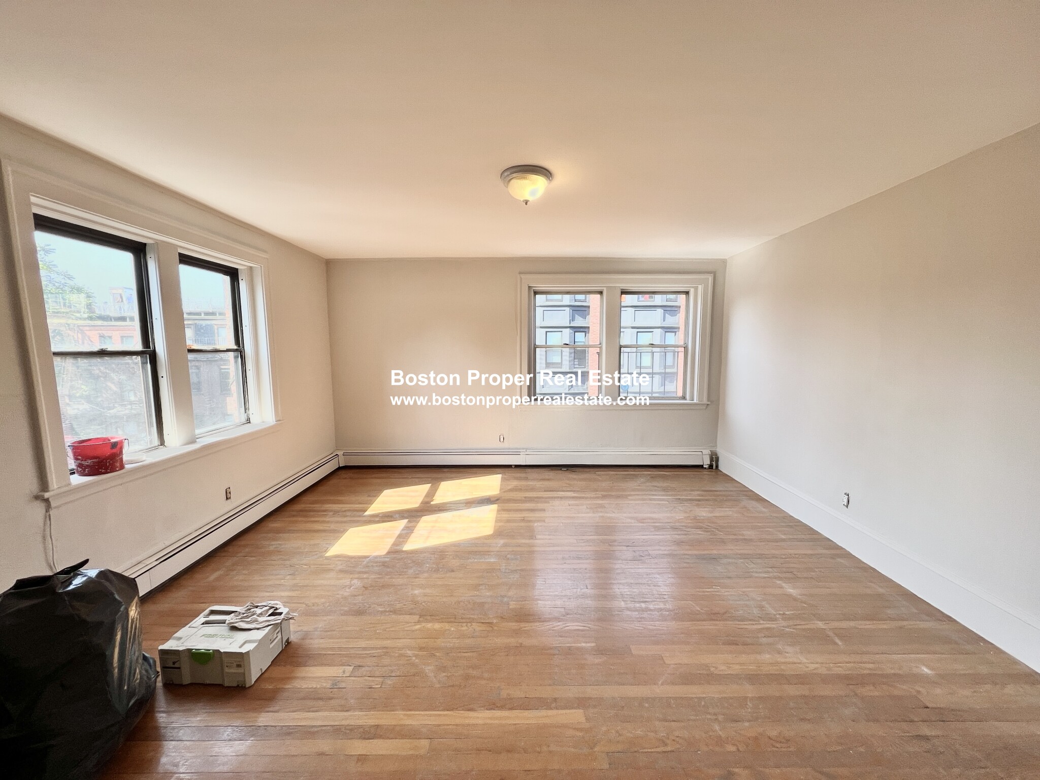 Studio bed, 1 bath apartment for rent at 269 Newbury St Unit 3, Back Bay