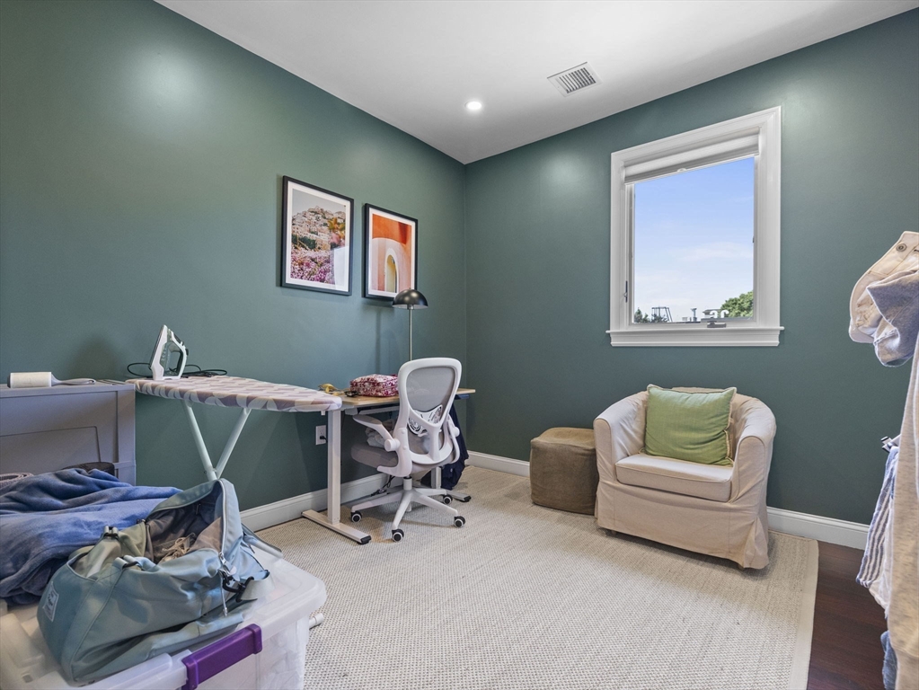 753 E Broadway, South Boston