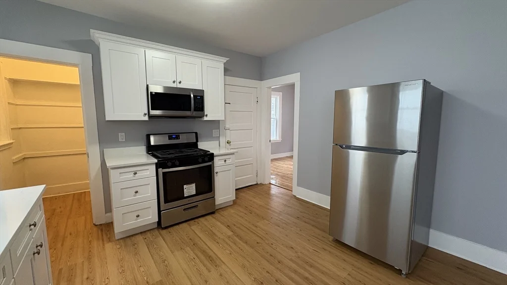 190 Sheridan Ave, Medford