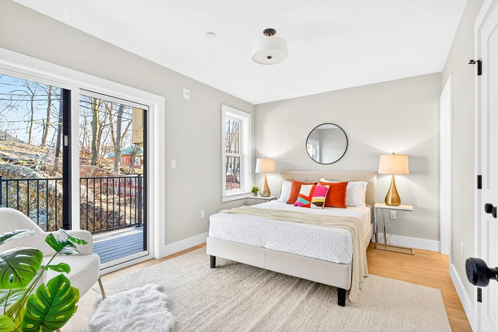 584 Cambridge St, Allston