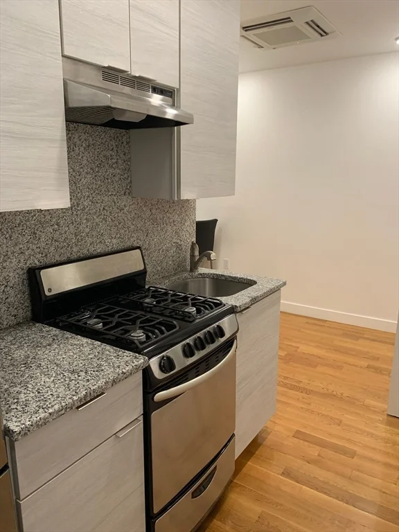21 Fifth, Chelsea