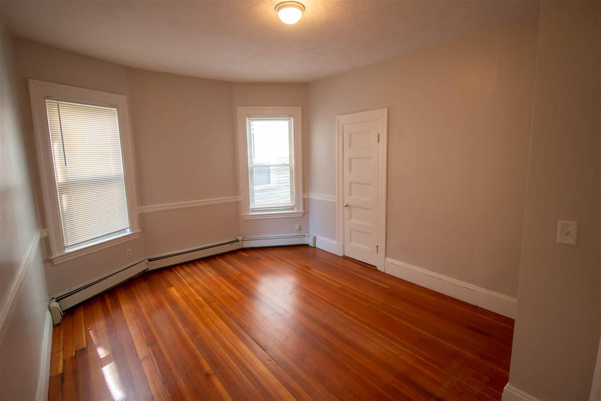 2.5 bed, 1 bath apartment for rent at 94 Boston Ave Unit 2, Medford — photo 10 of 16