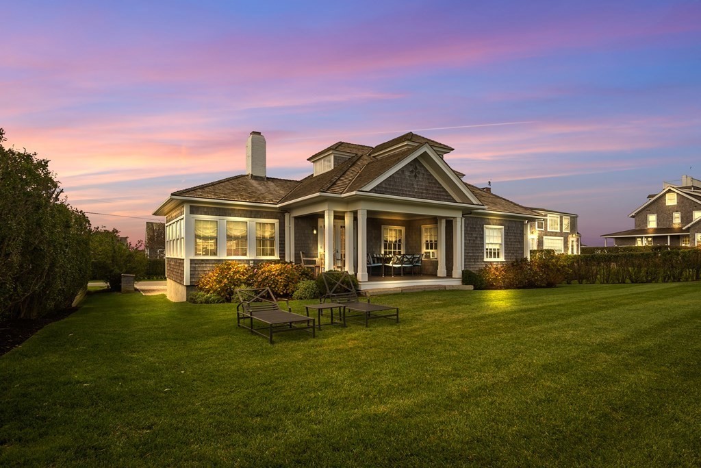 75 Baxter Rd, Nantucket