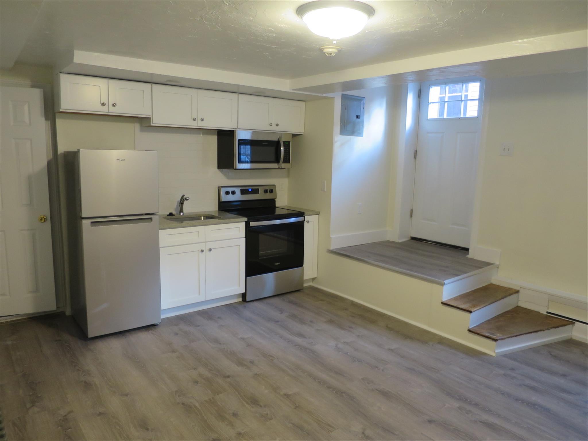 Studio bed, 1 bath apartment for rent at 64 Vinal Ave Unit 8, Union Square