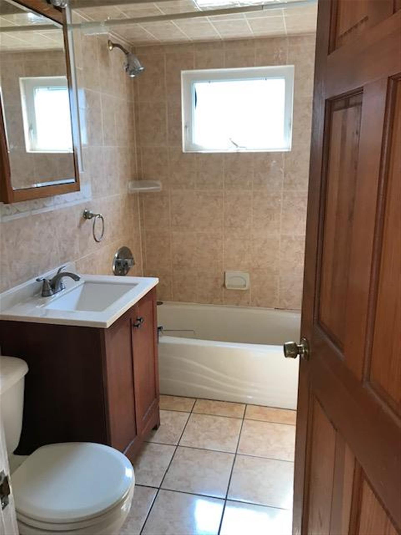 3.5 bed, 2 bath apartment for rent at 17-19 Burget Ave Unit 2, Medford — photo 10 of 15