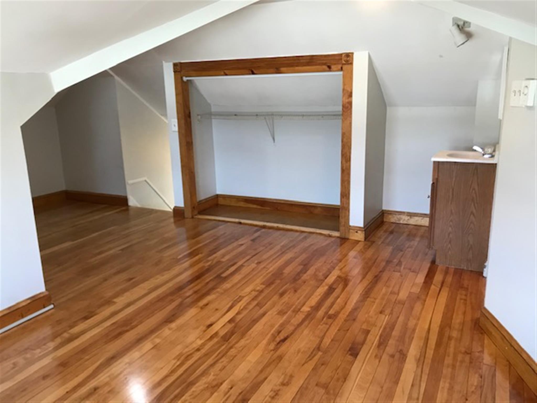 3.5 bed, 2 bath apartment for rent at 17-19 Burget Ave Unit 2, Medford — photo 13 of 15
