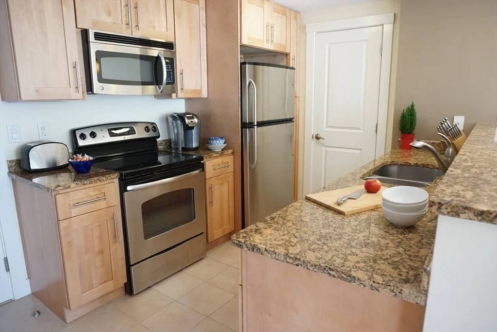 277 Broadway, The Port