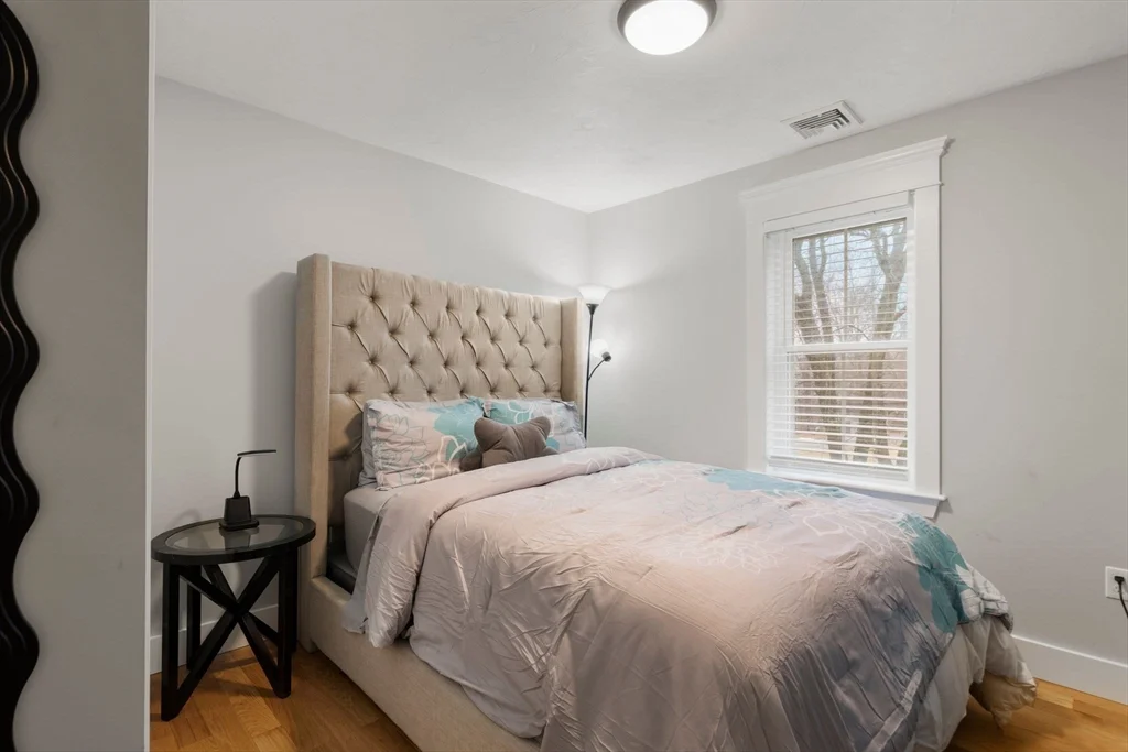 8 Patrick St, Attleboro