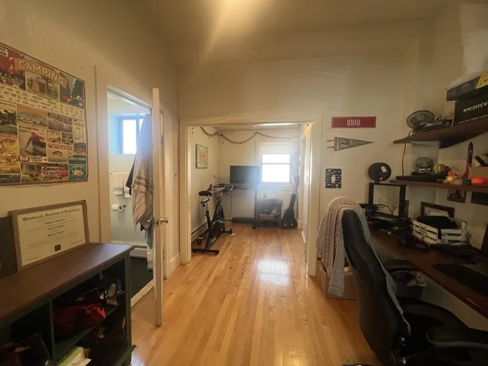 27 Holton St, West Somerville