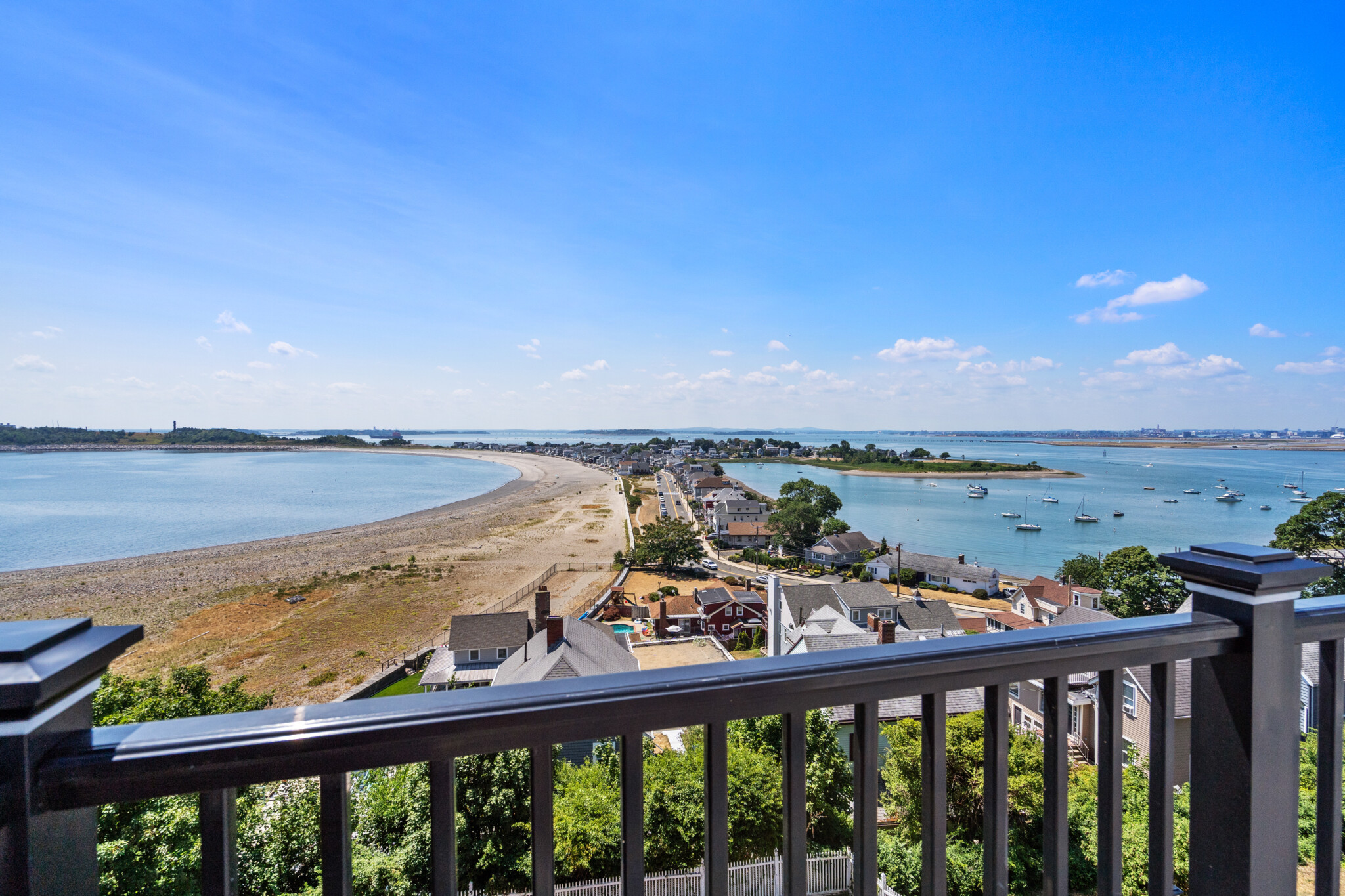 77 Harbor View Ave, Winthrop