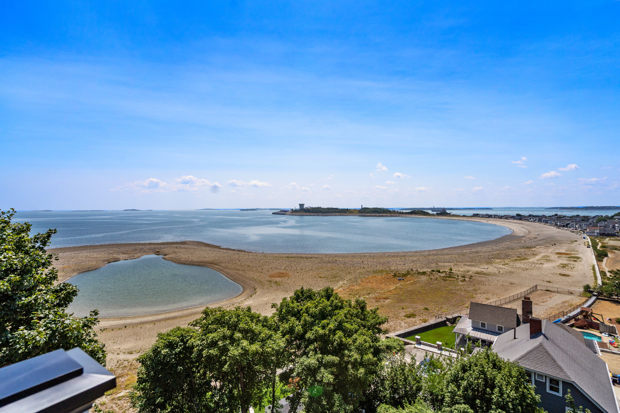 77 Harbor View Ave, Winthrop