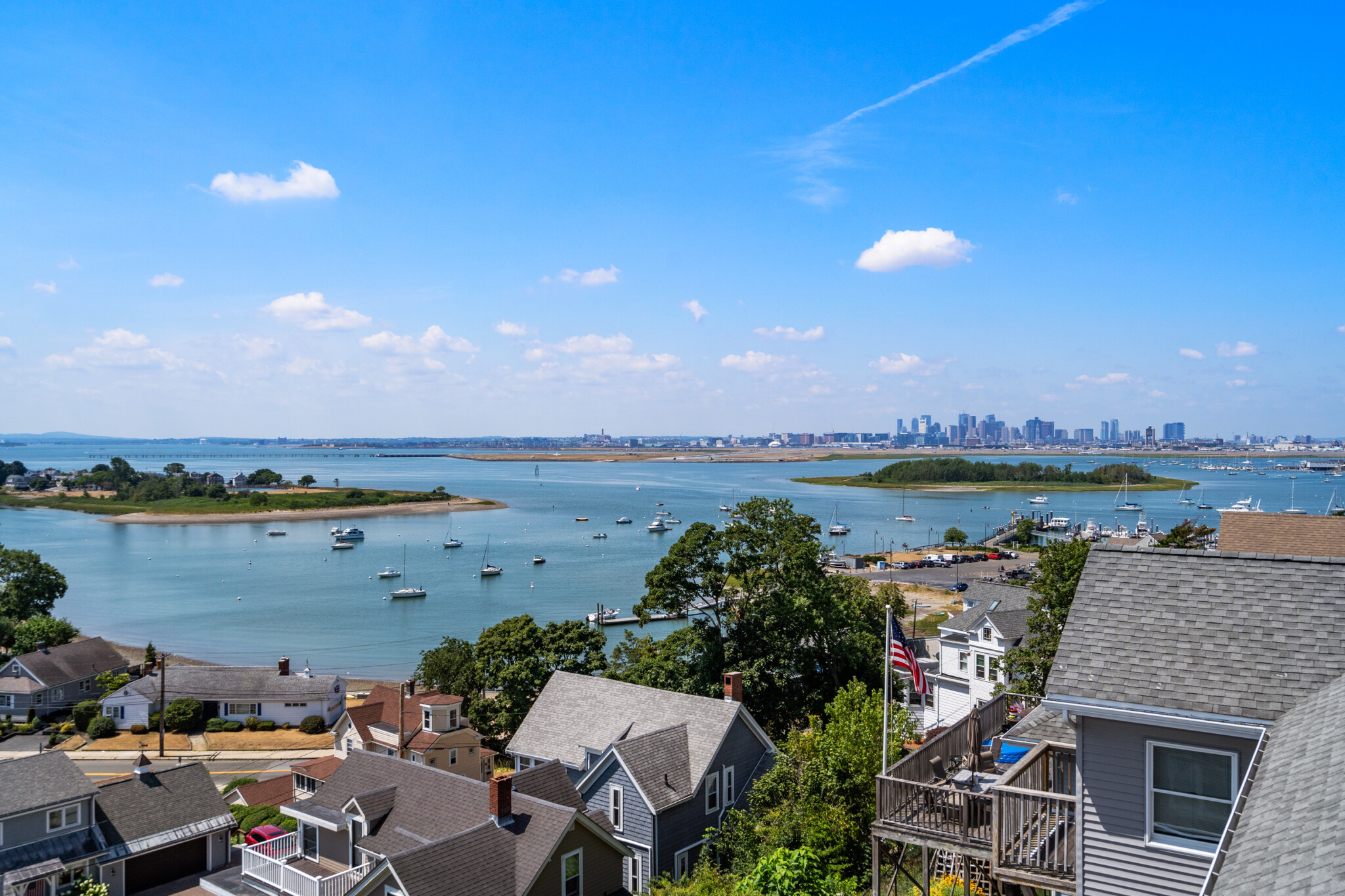 77 Harbor View Ave, Winthrop