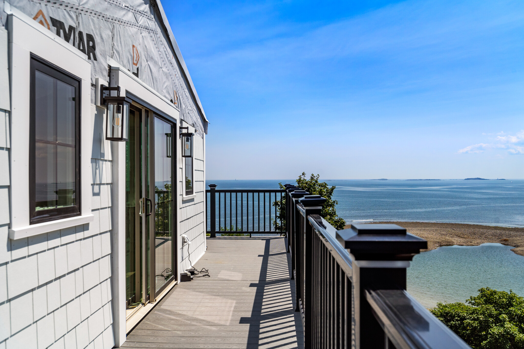 77 Harbor View Ave, Winthrop