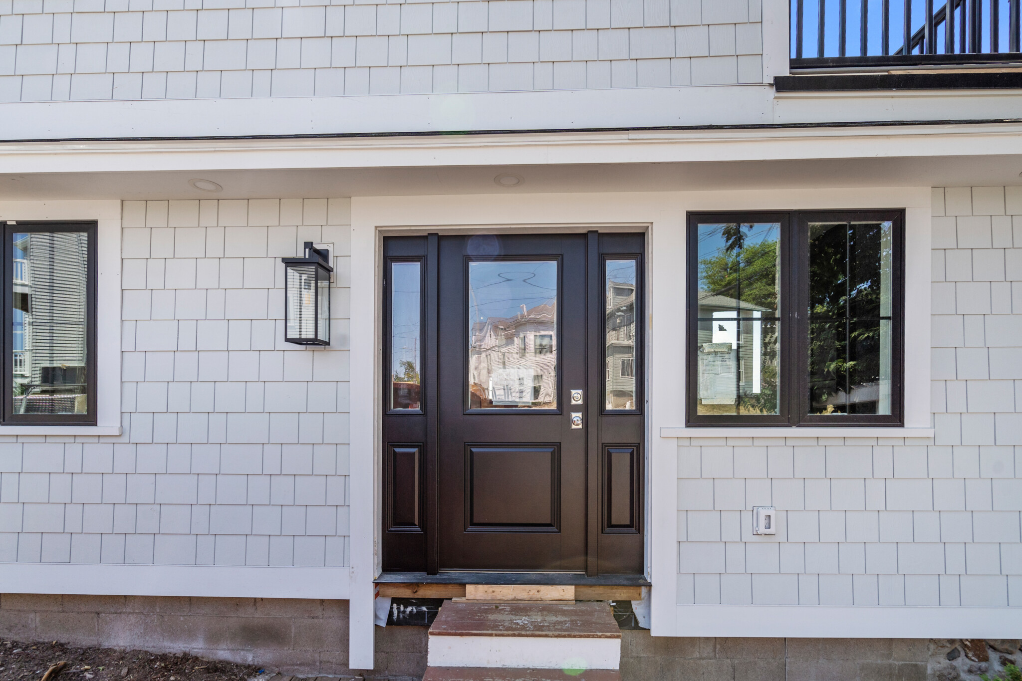 77 Harbor View Ave, Winthrop