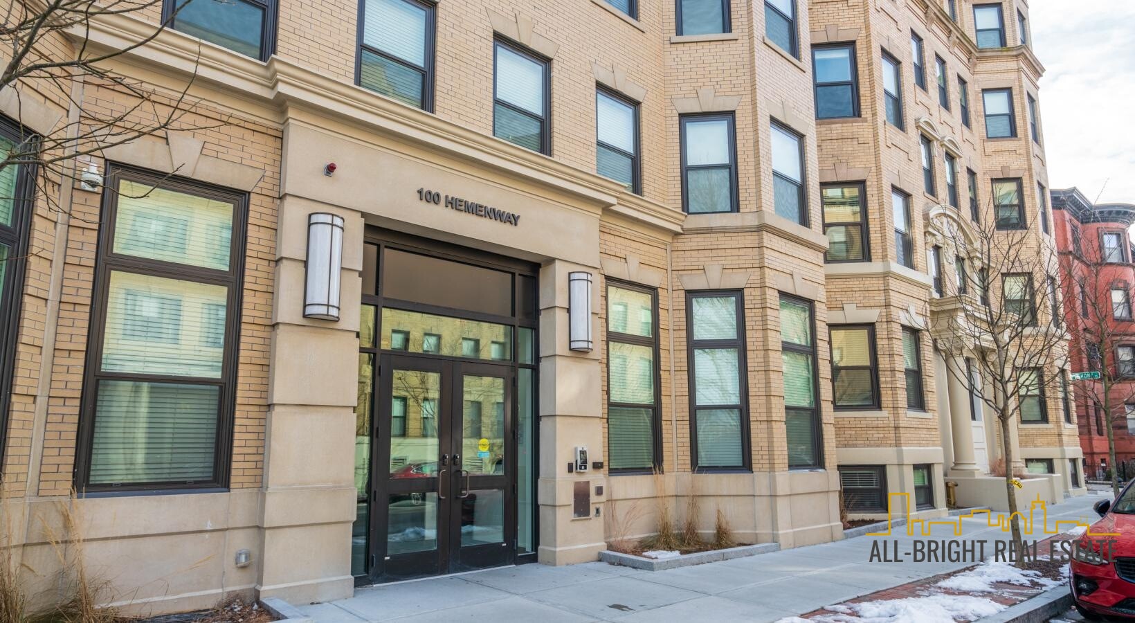 100 Hemenway St, Fenway