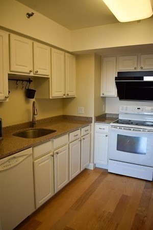 1731 Beacon St, Brookline