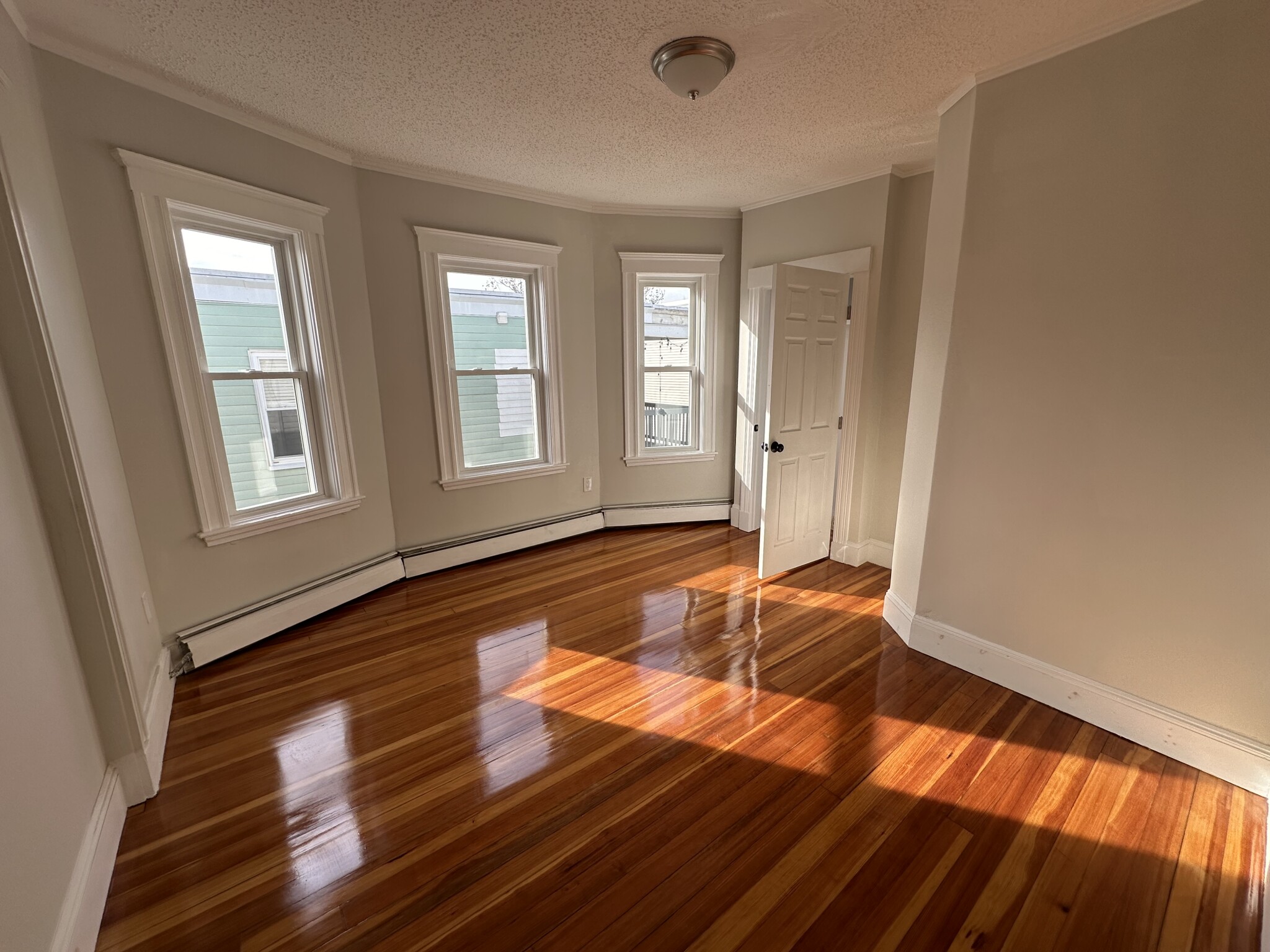 40 Temple St, Somerville