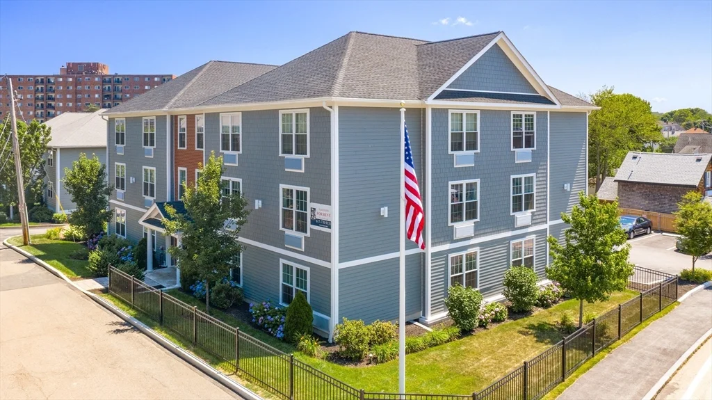 101 California Ave, Quincy