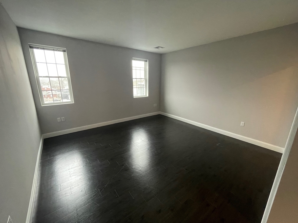 431 River St, Waltham