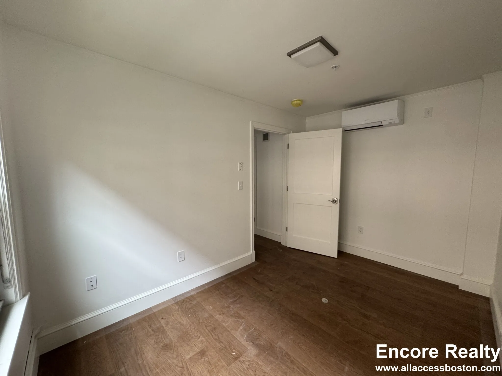 1200 Massachusetts Ave, Riverside