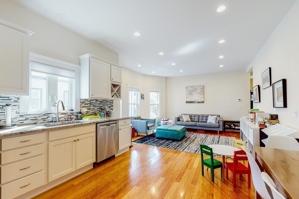 259 Willow Ave, Ball Square