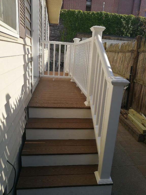 172 Charles St, East Cambridge