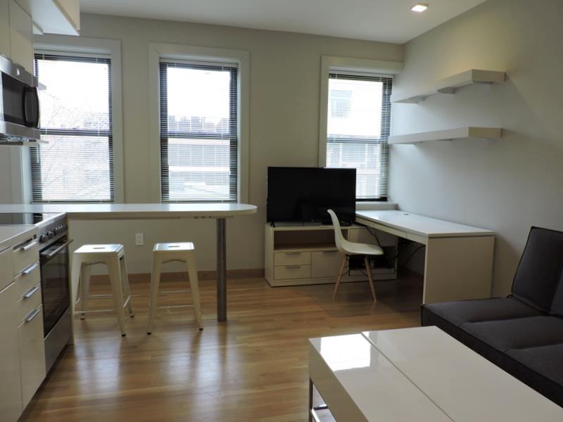 115 Mount Auburn St, Harvard Square