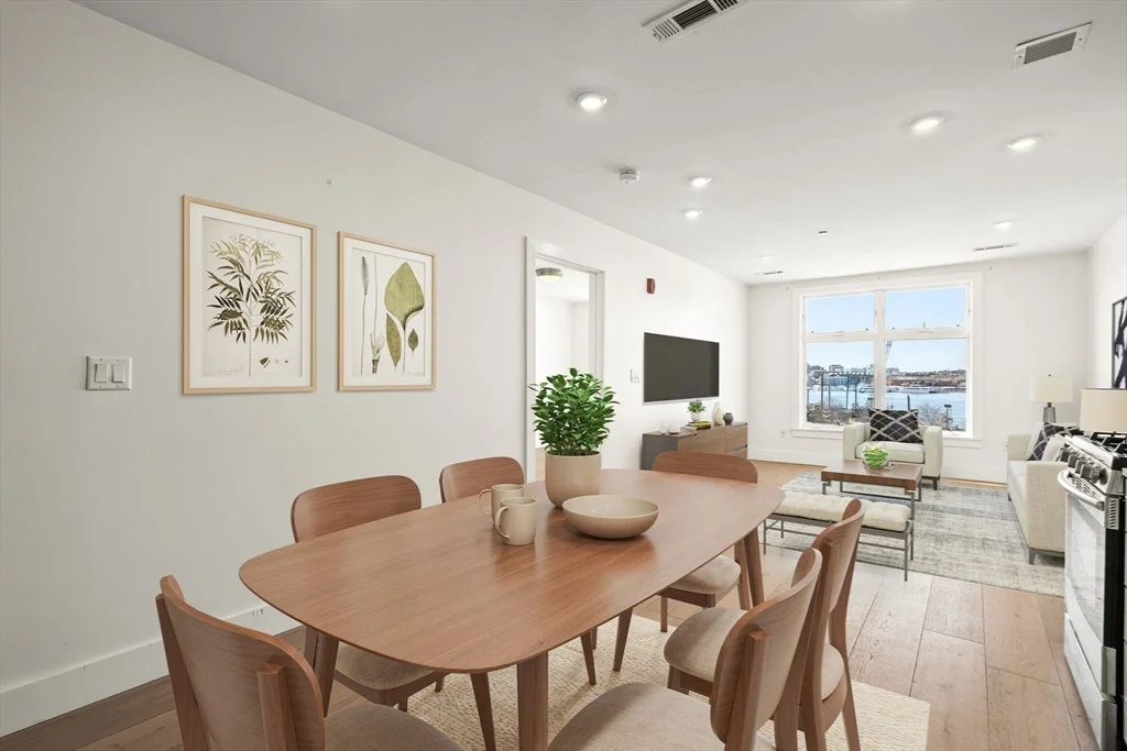 250 Meridian St, East Boston