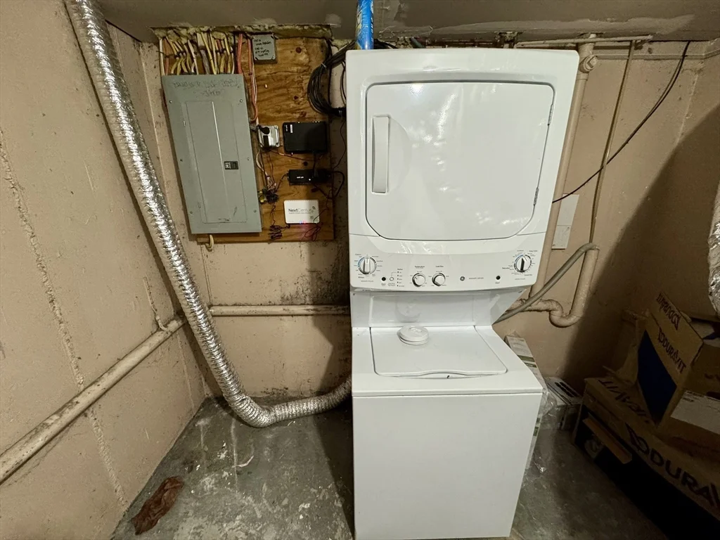 2591 Washington St, Roxbury