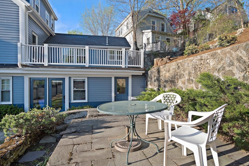 83 Marvin Rd, Melrose