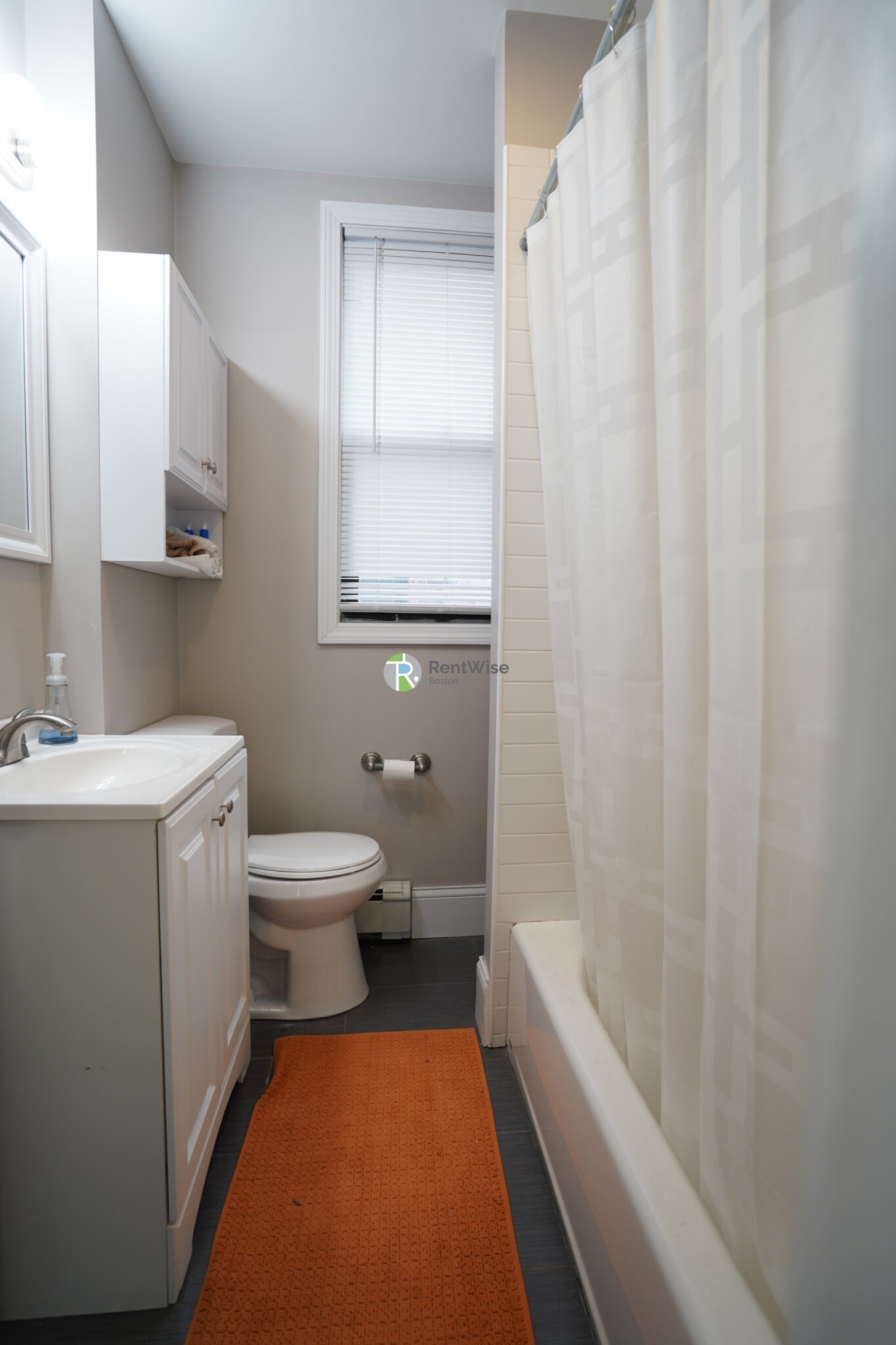 72 Gardner St, Allston