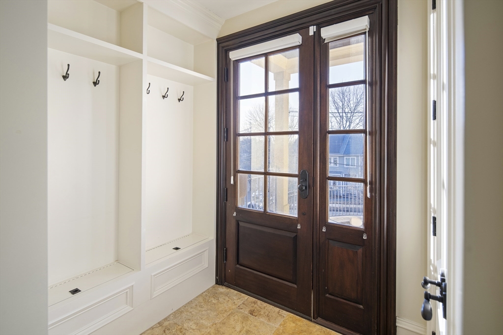 72 Drumlin Rd, Newton