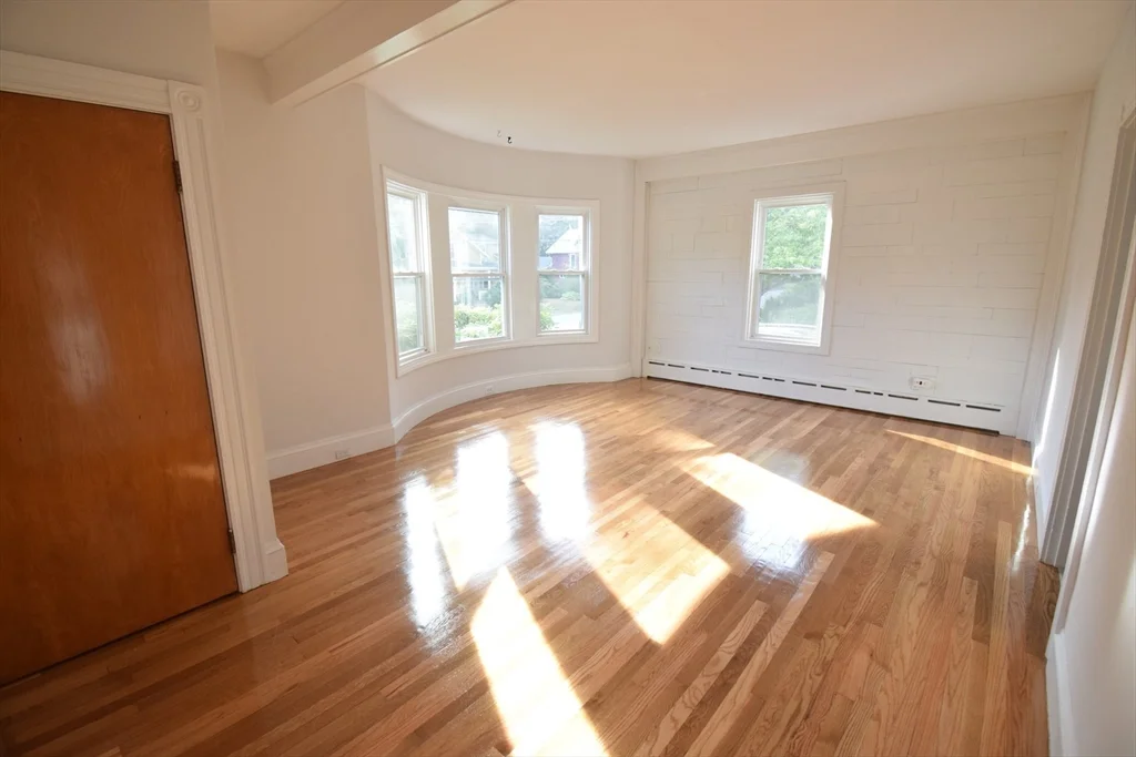 284 Central St, Mansfield