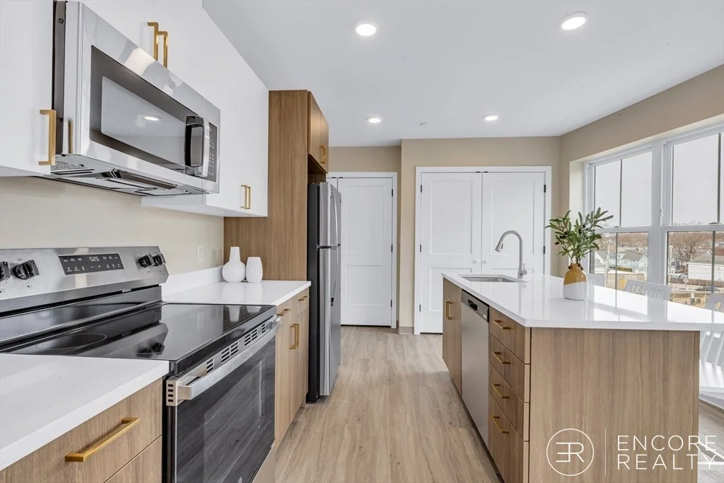 375 Cummins Hwy, Roslindale
