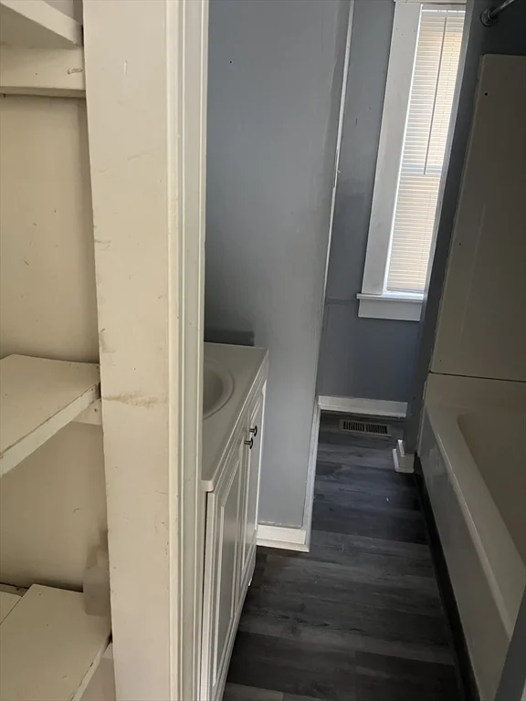 3 Orchard St, Millbury Junction