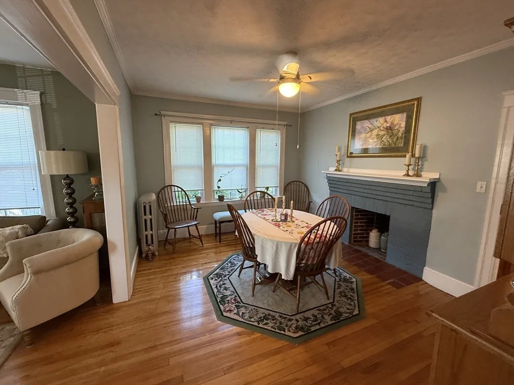 9 Underwood St, West Side