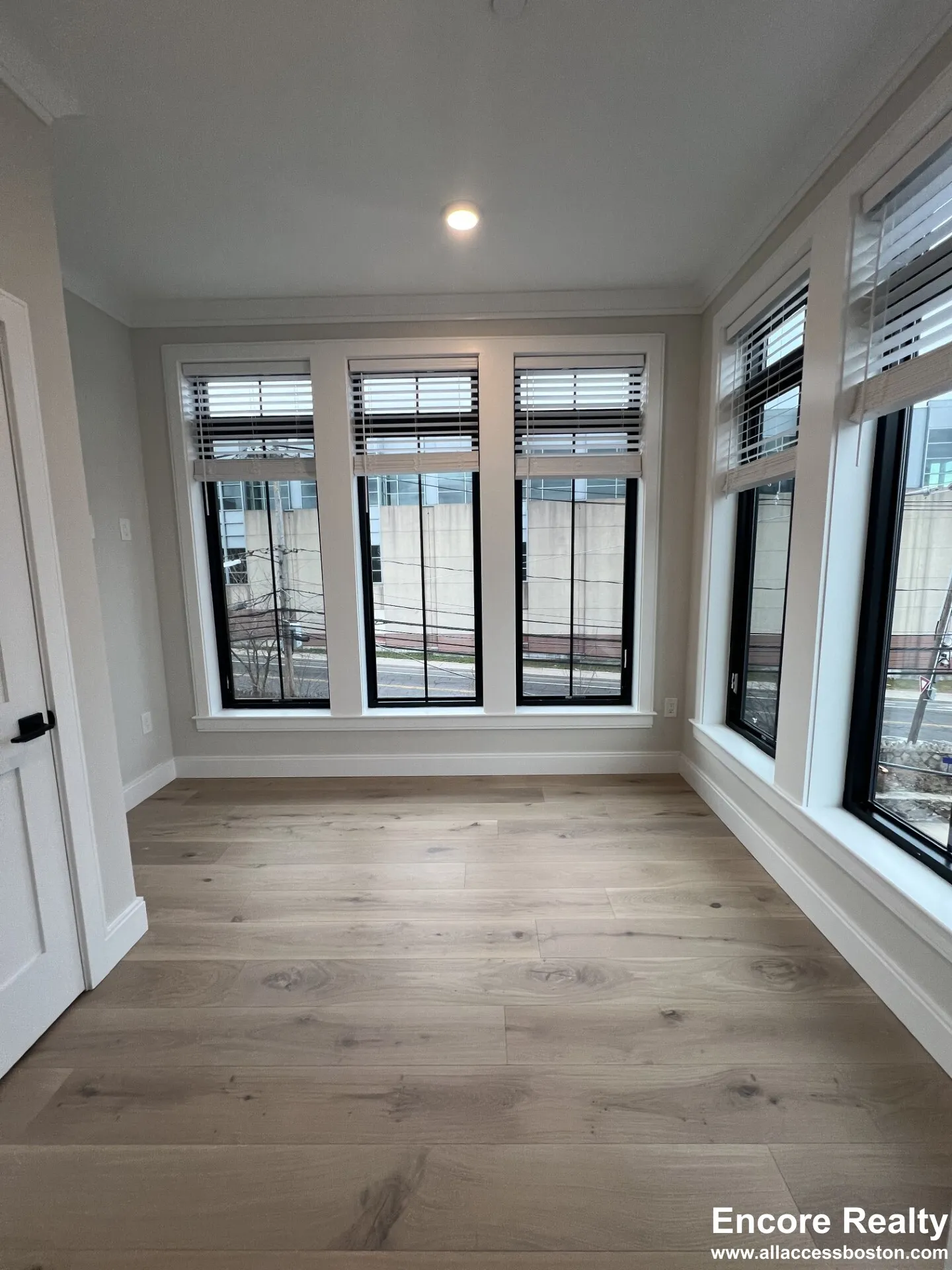 157 Everett St, Allston