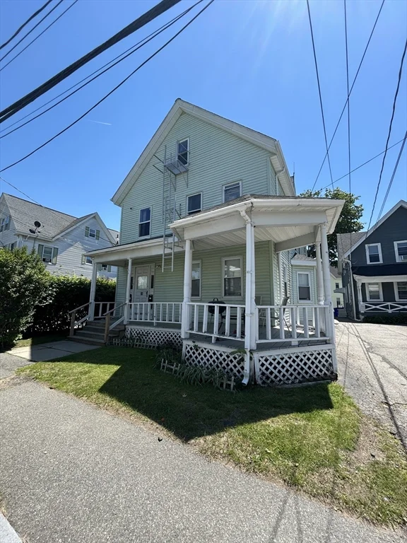 18 Adams St, Taunton