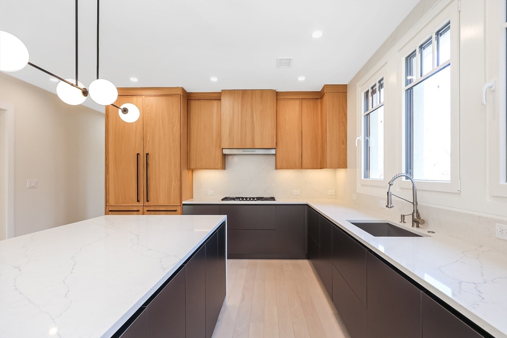 116 Columbia St, North Brookline