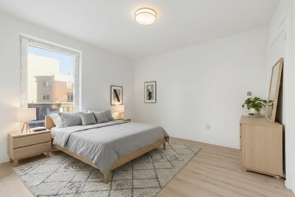 1035 Commonwealth Ave, Allston