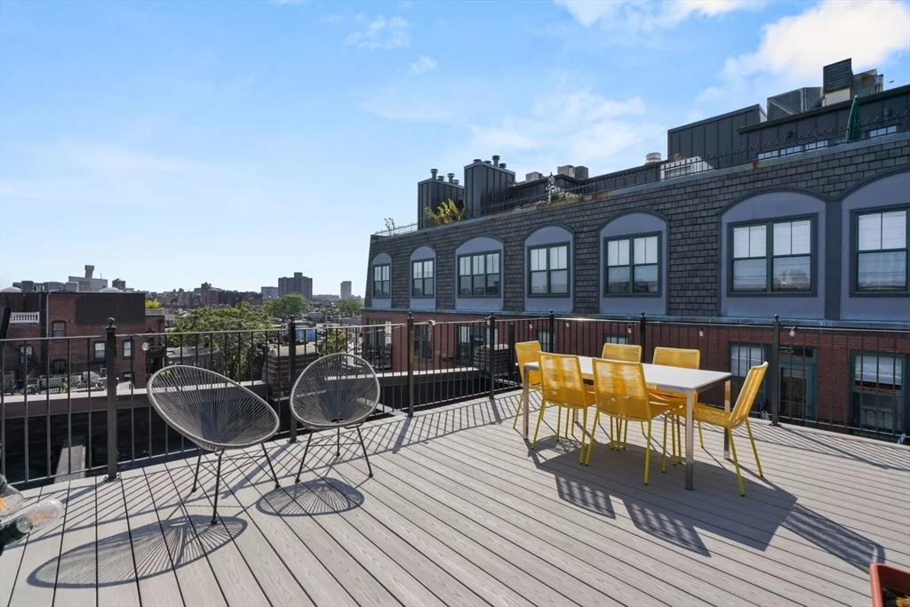 17 Cazenove St, South End