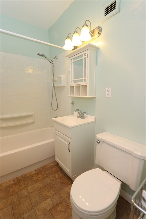 24 Juniper St, Brookline Village