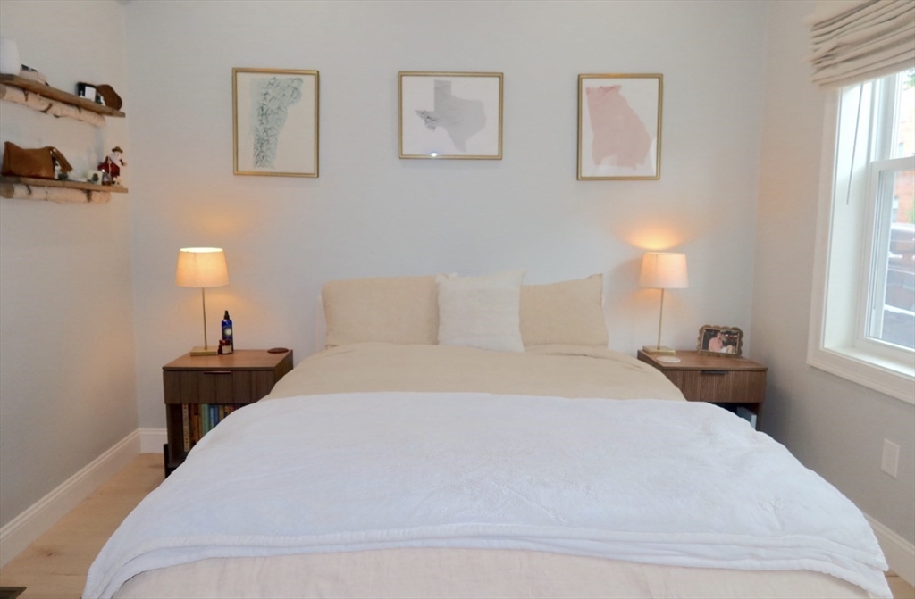 94 Bunker Hill, Charlestown