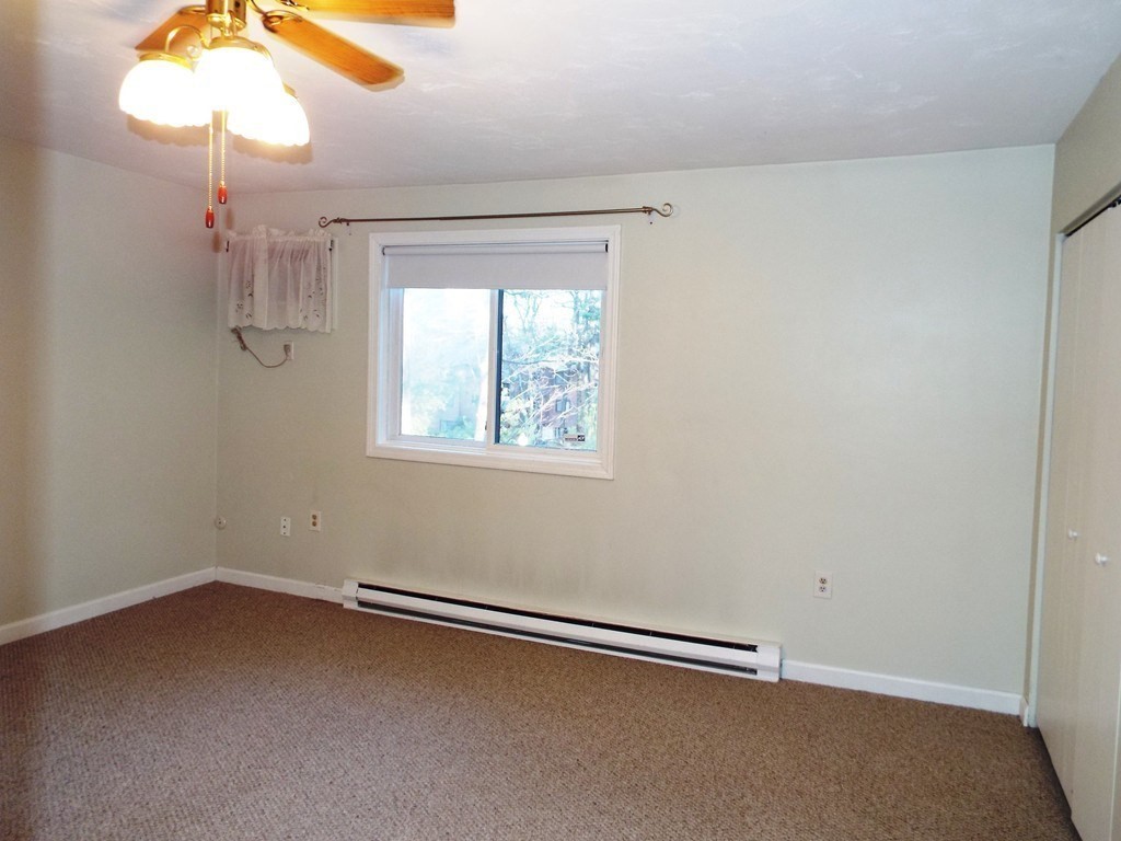 97 Highwood Dr, Franklin