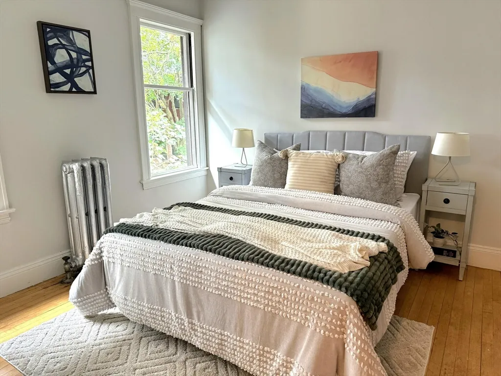 2 Clinton St, Mid-Cambridge