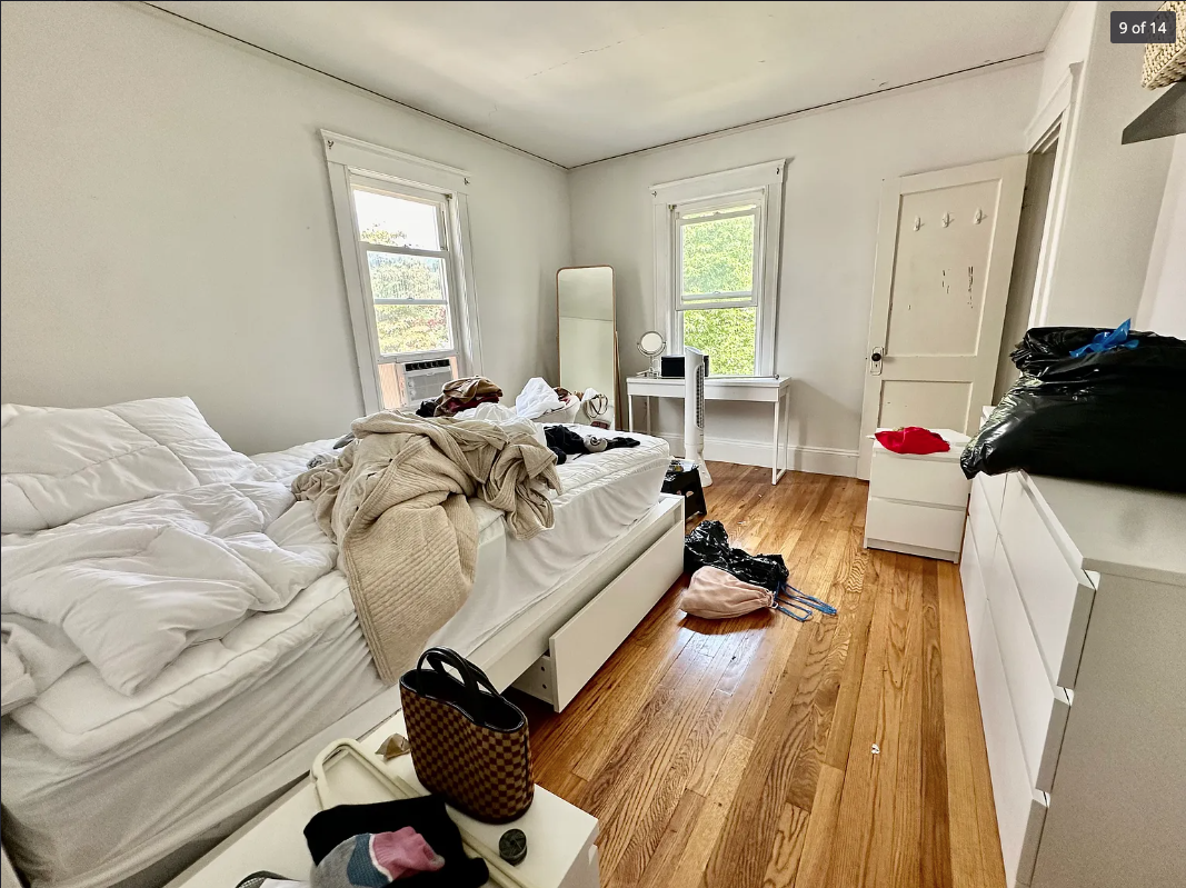 19 Sunset Rd, West Somerville