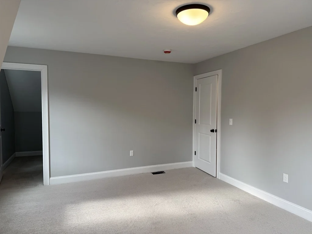 29 Kashmir's Way, Middleboro