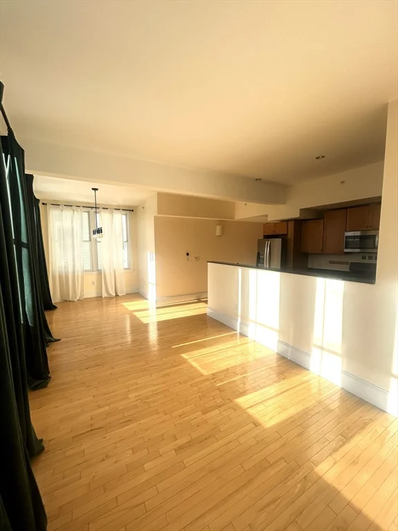 17 Ivaloo St, Ward Two