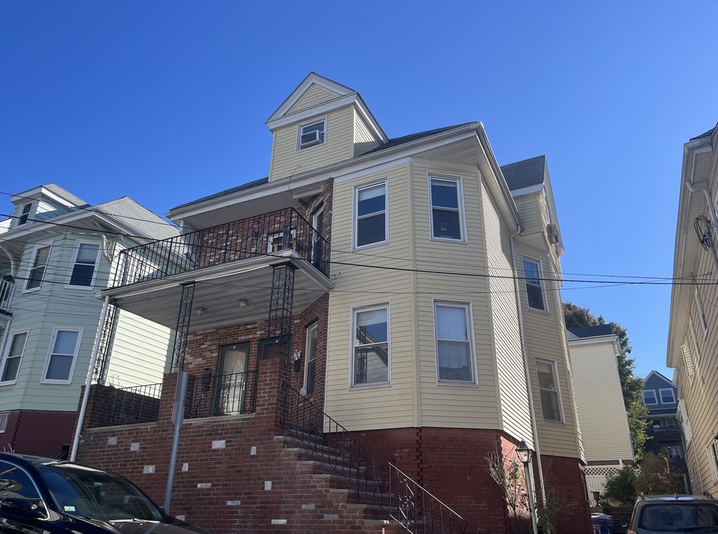 91 Partridge Ave, Magoun Square